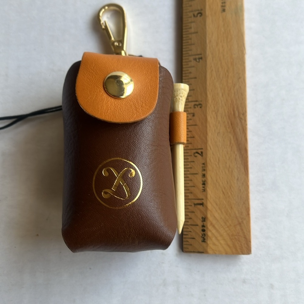Italian Leather Golf Ball & Tee Holder with Belt or Golf Bag Attachments - Picture 8 of 9